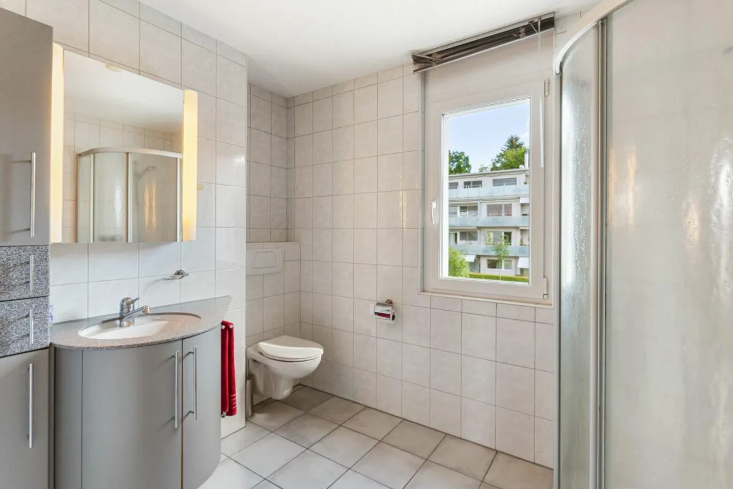 Casa angolare molto grande di 7,5 stanze con ufficio aggiuntivo e grande giardino - Foto 11 di 12