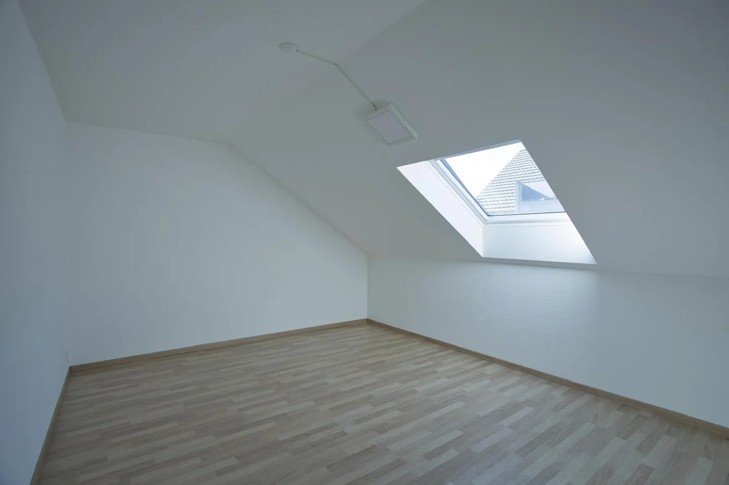 Geräumige Wohnung mit Terrasse - Foto 8 von 11