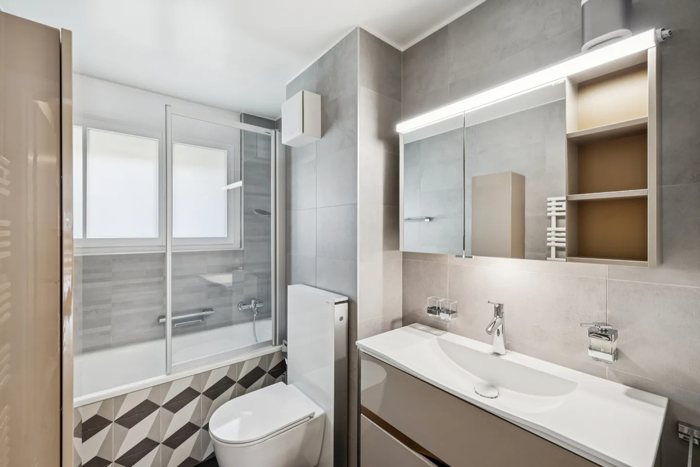 Charmante Wohnung mit Seeblick - Foto 6 von 9