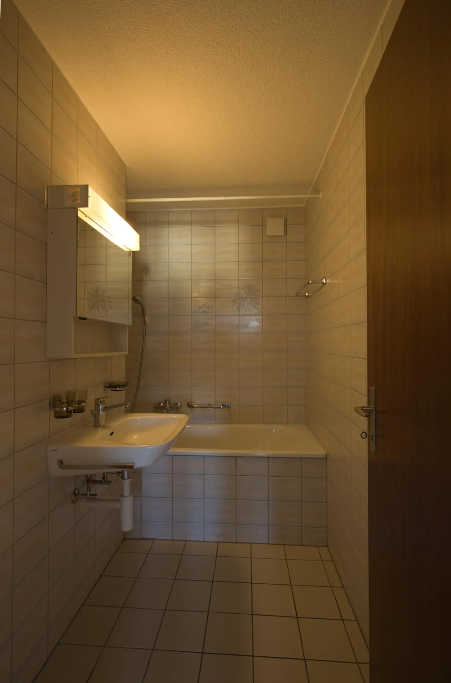 Geräumige Wohnung mit Terrasse - Foto 9 von 11
