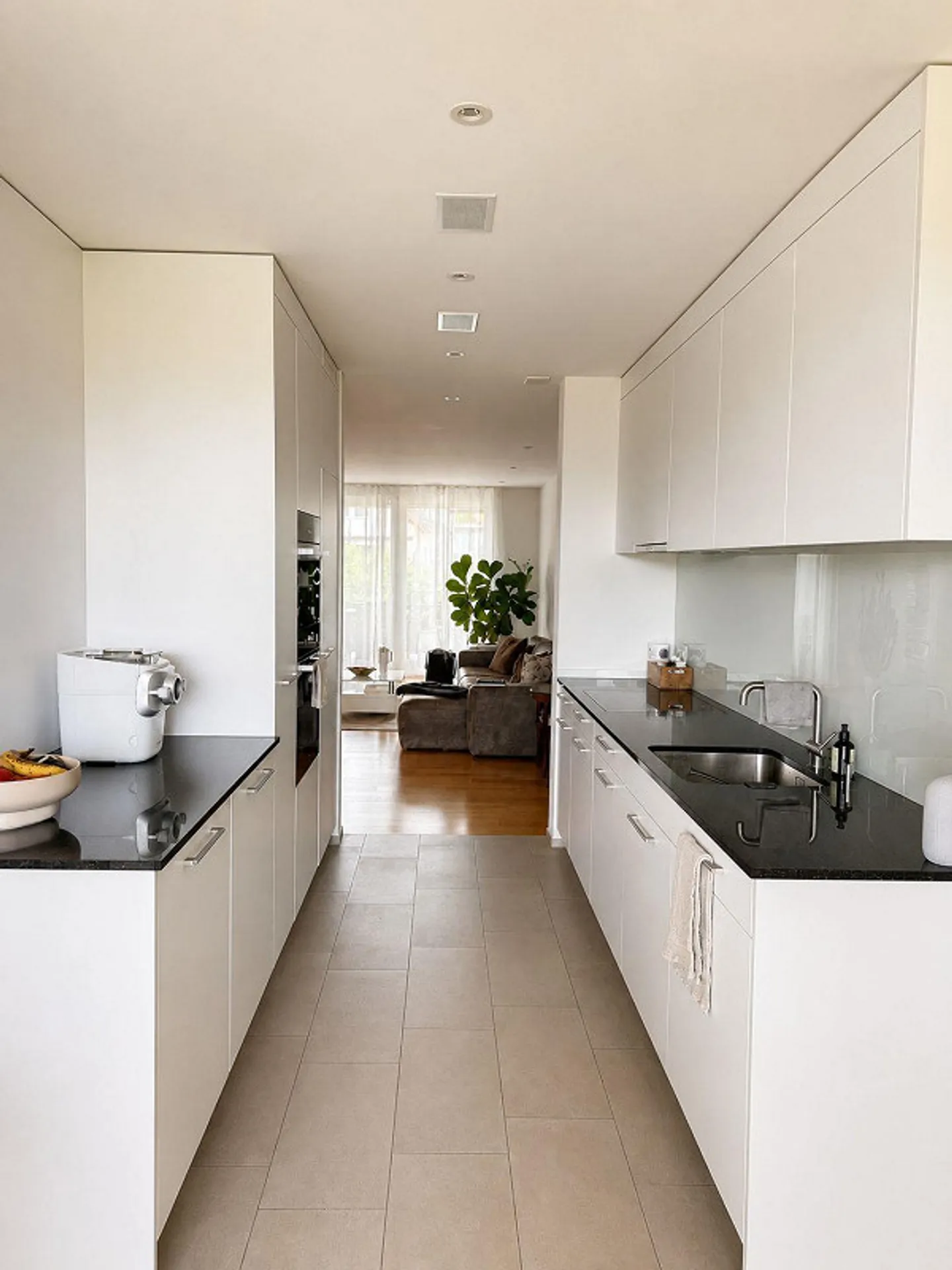 Appartement lumineux de 3,5 pièces avec deux loggias - Photo 5 sur 15