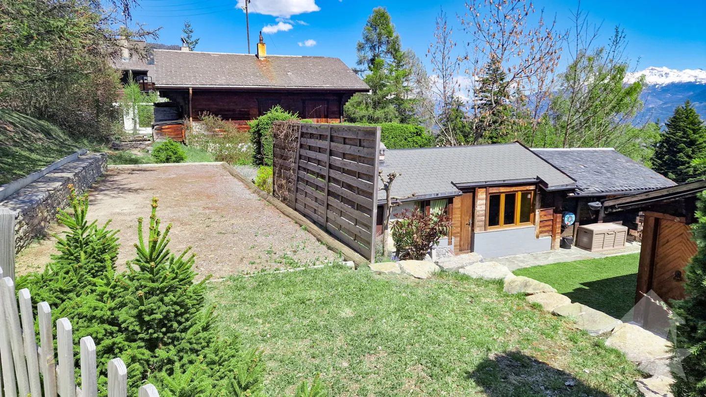 Chalet charmant avec vue - Photo 2 sur 13