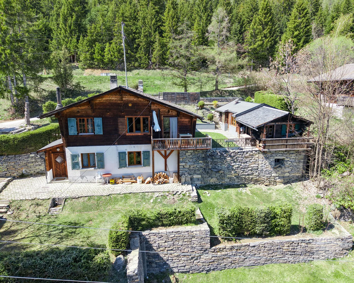 Chalet charmant avec vue - Photo 1 sur 13