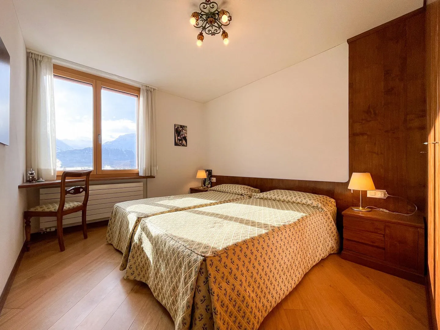 Meraviglioso attico duplex con vista mozzafiato a Samedan - Foto 7 di 8