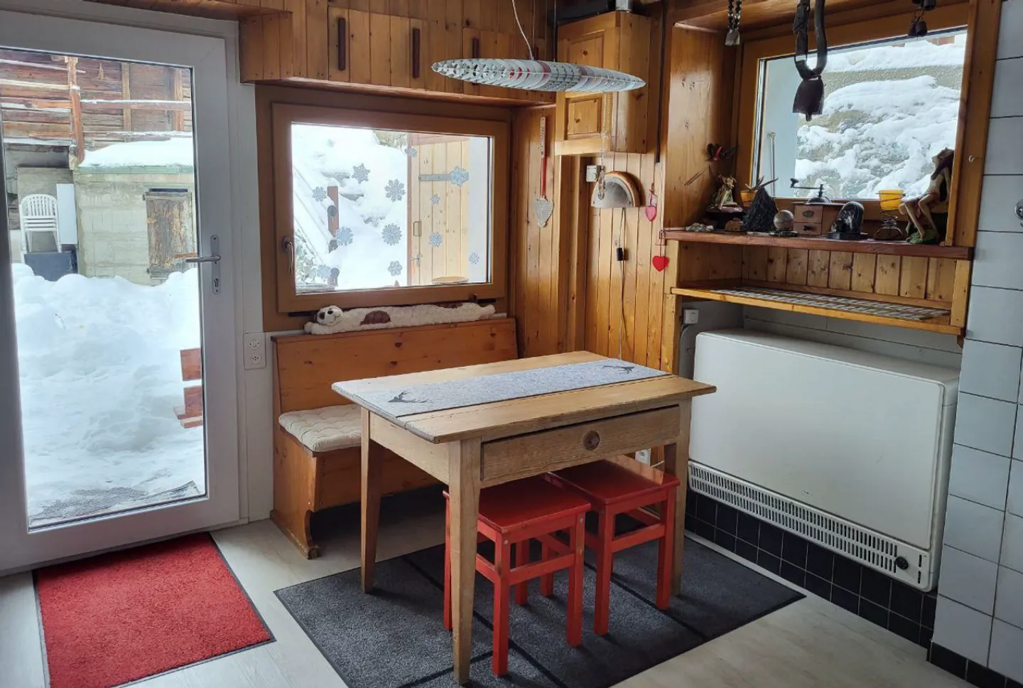 Triplex in a village house - Photo 3 of 18