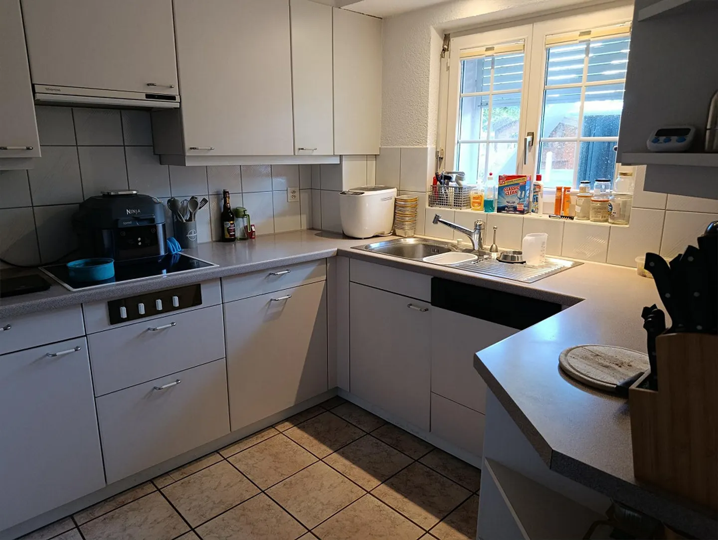Appartement attrayant de 2,5 pièces avec part de jardin à Altnau - Photo 2 sur 5