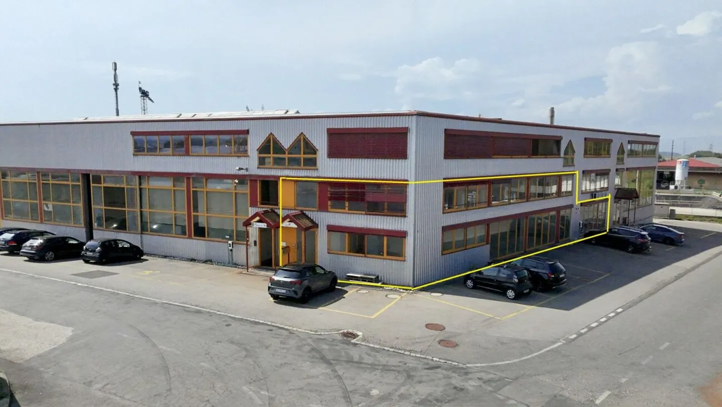 Flächen für Handwerk und Verwaltung - Foto 2 von 15