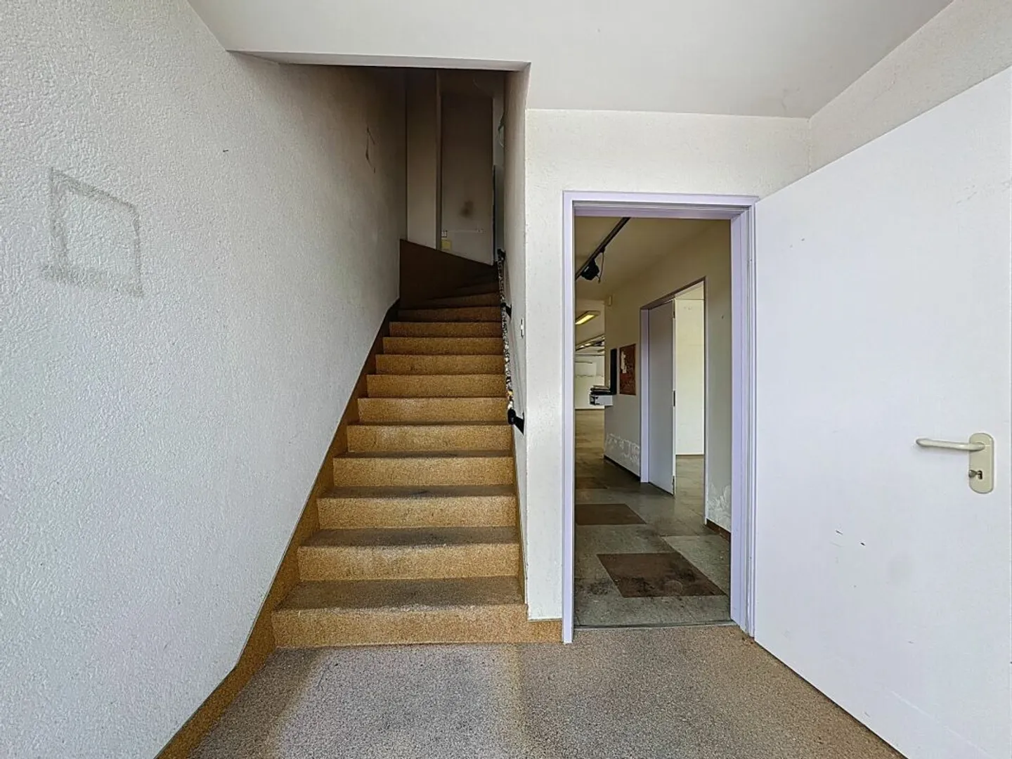 Flächen für Handwerk und Verwaltung - Foto 9 von 15