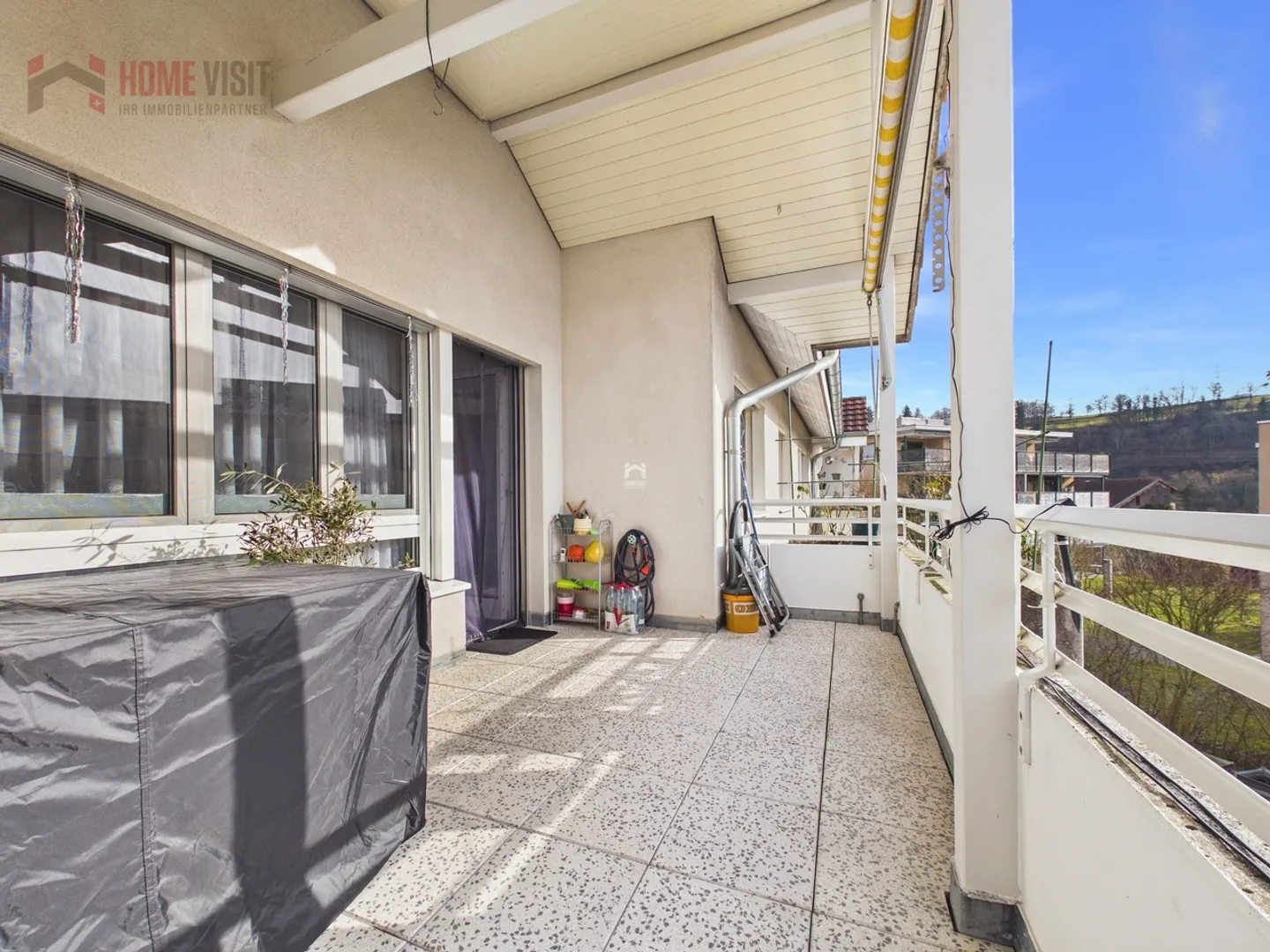 Appartamento 4.5 stanze con balcone e stanza hobby in posizione tranquilla - Foto 12 di 18