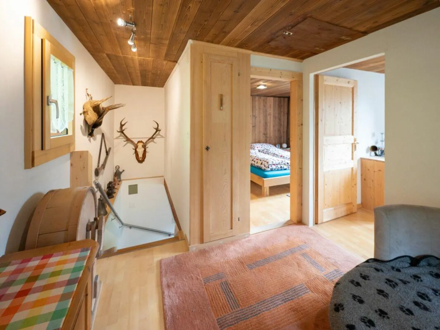 Idyllic Holiday Home in the Green - Photo 3 of 10
