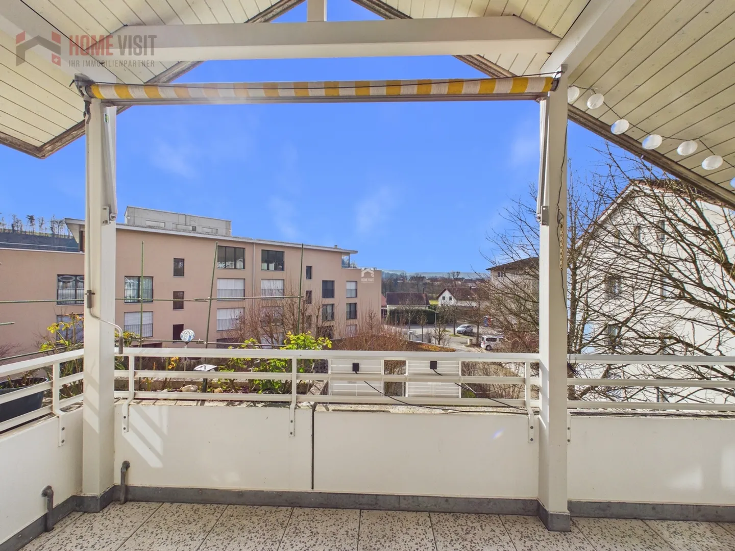 Appartamento 4.5 stanze con balcone e stanza hobby in posizione tranquilla - Foto 13 di 18