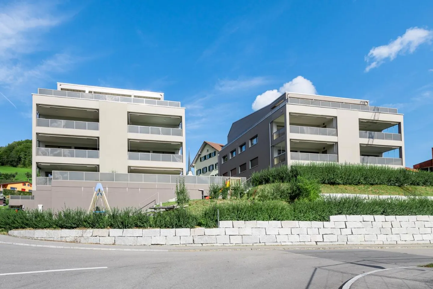 Appartamento moderno di 2,5 stanze in affitto - Foto 1 di 8