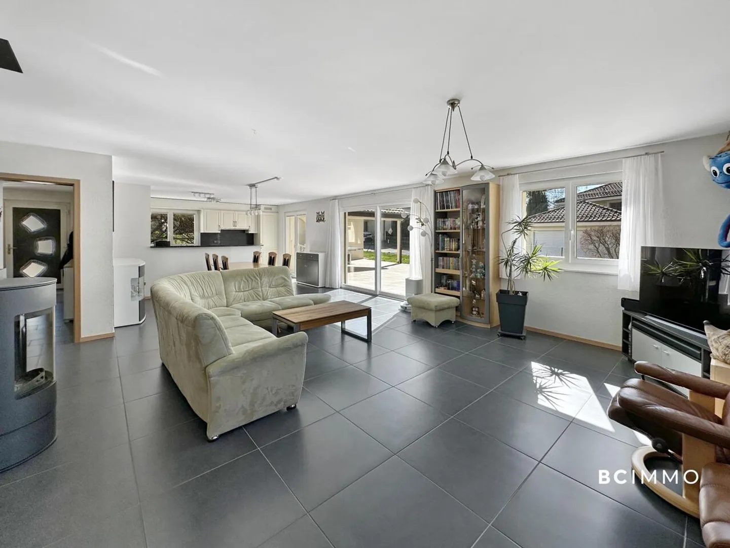 Volumen und Licht in einer privilegierten Umgebung - Foto 3 von 9