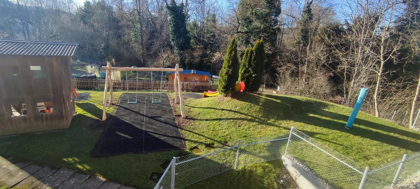 Grand appartement de 3,5 pièces, confortable, dans un emplacement central - Photo 12 sur 14