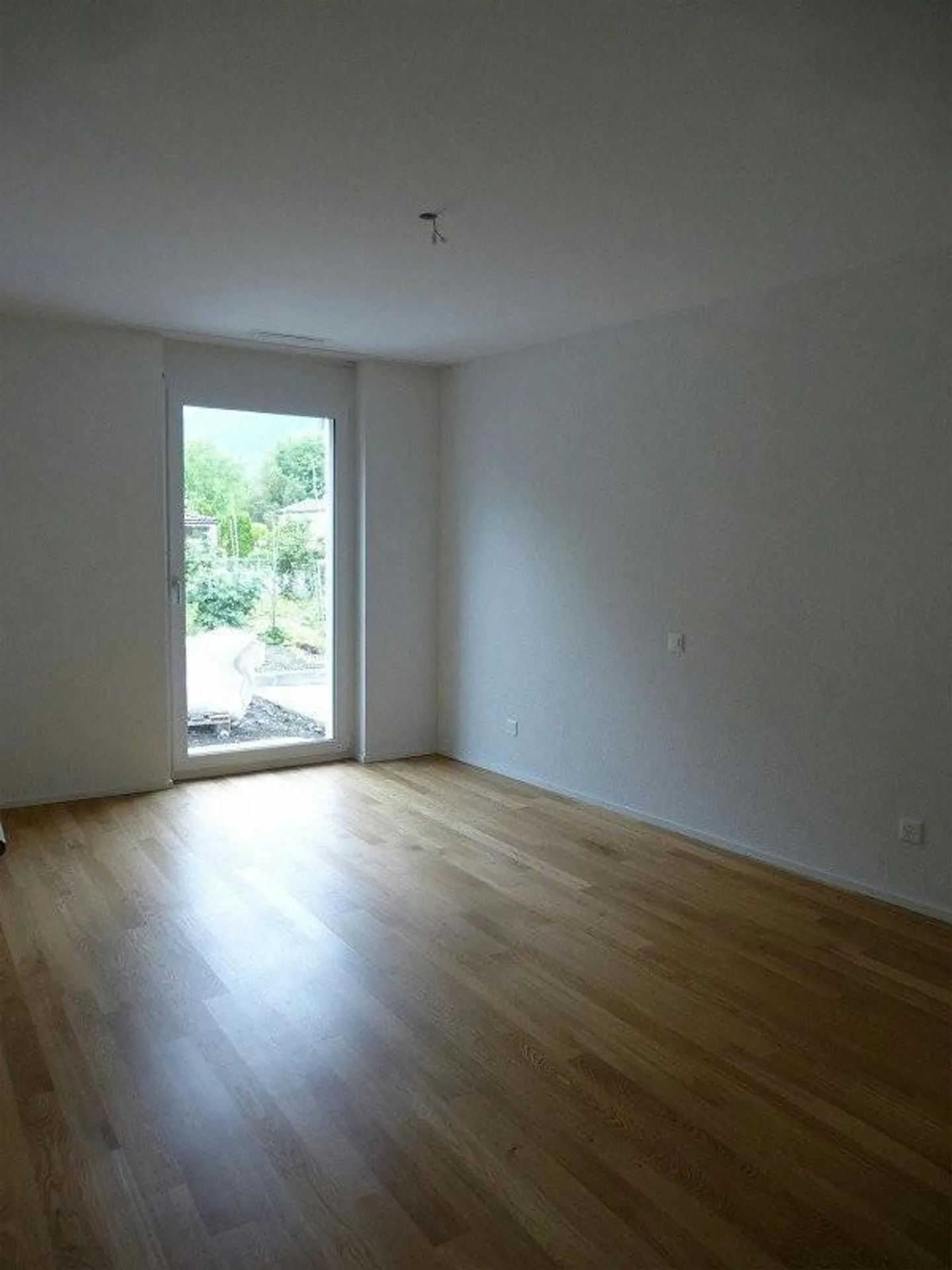 Large and central 4.5-room apartment for rent - Photo 6 of 10