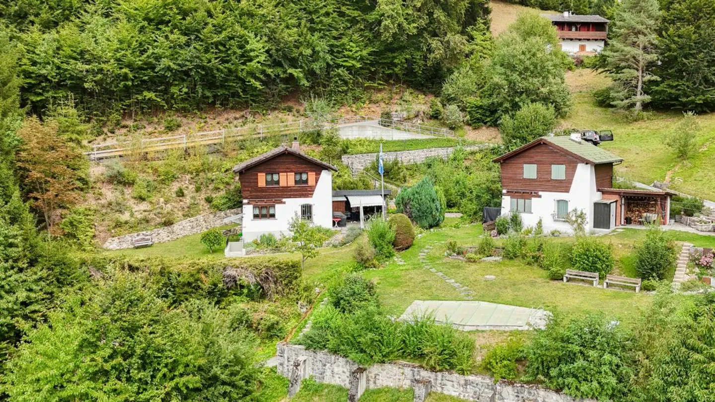 Idyllic Holiday Home in the Green - Photo 9 of 10