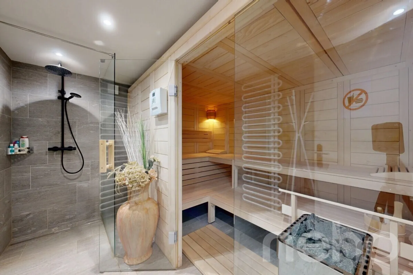 Yield Object: Multi-Family House with 5 Units in Disentis - Photo 11 of 12