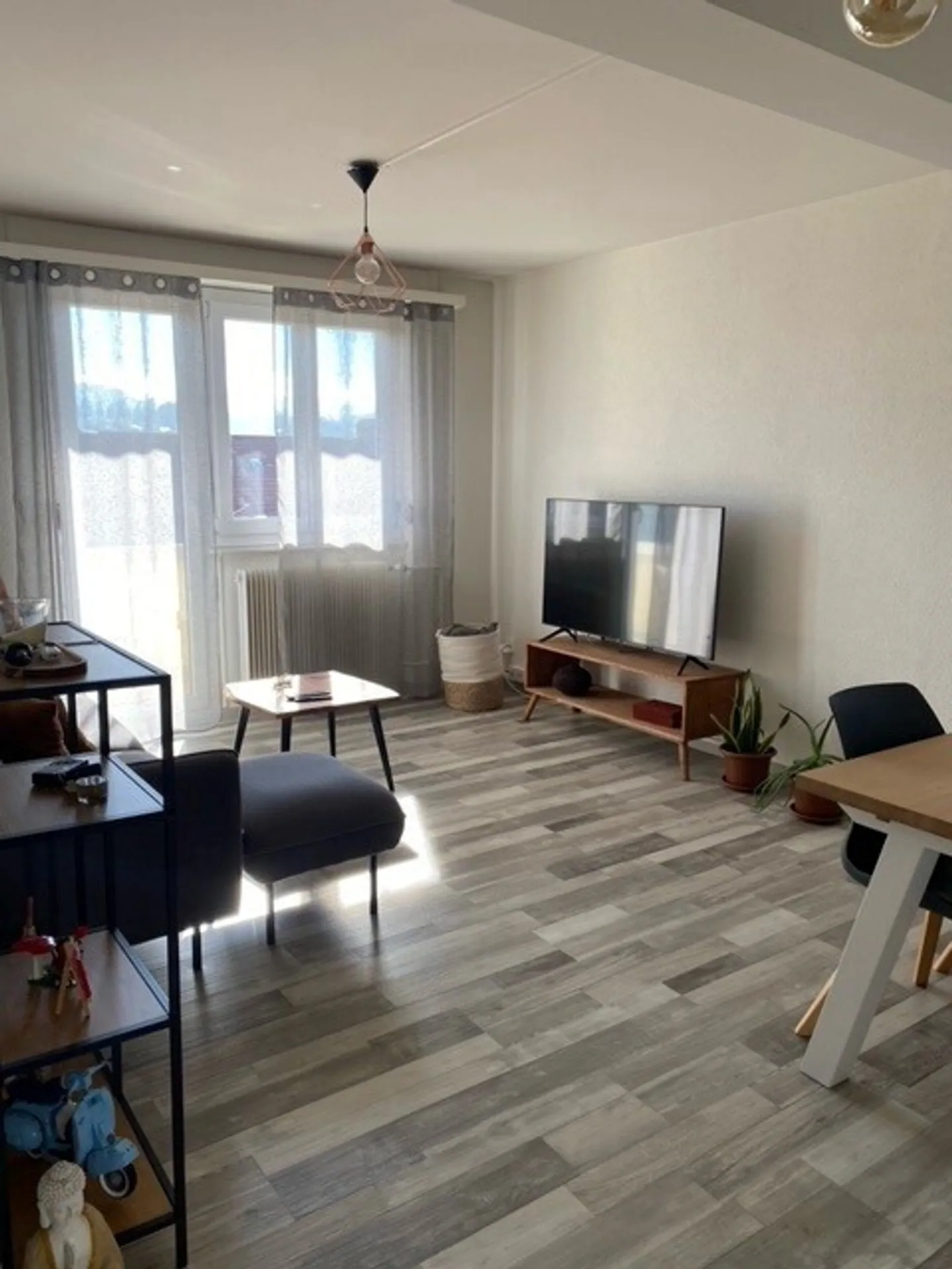 Appartement 3 pièces avec balcon - Photo 3 sur 12