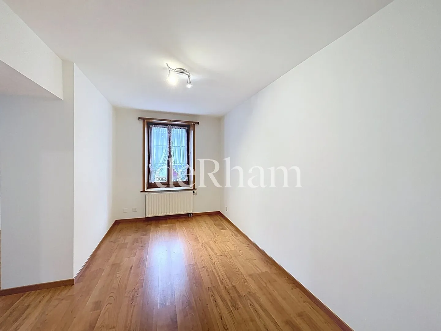 Magnificent 5-room apartment with private garden - Photo 5 of 10