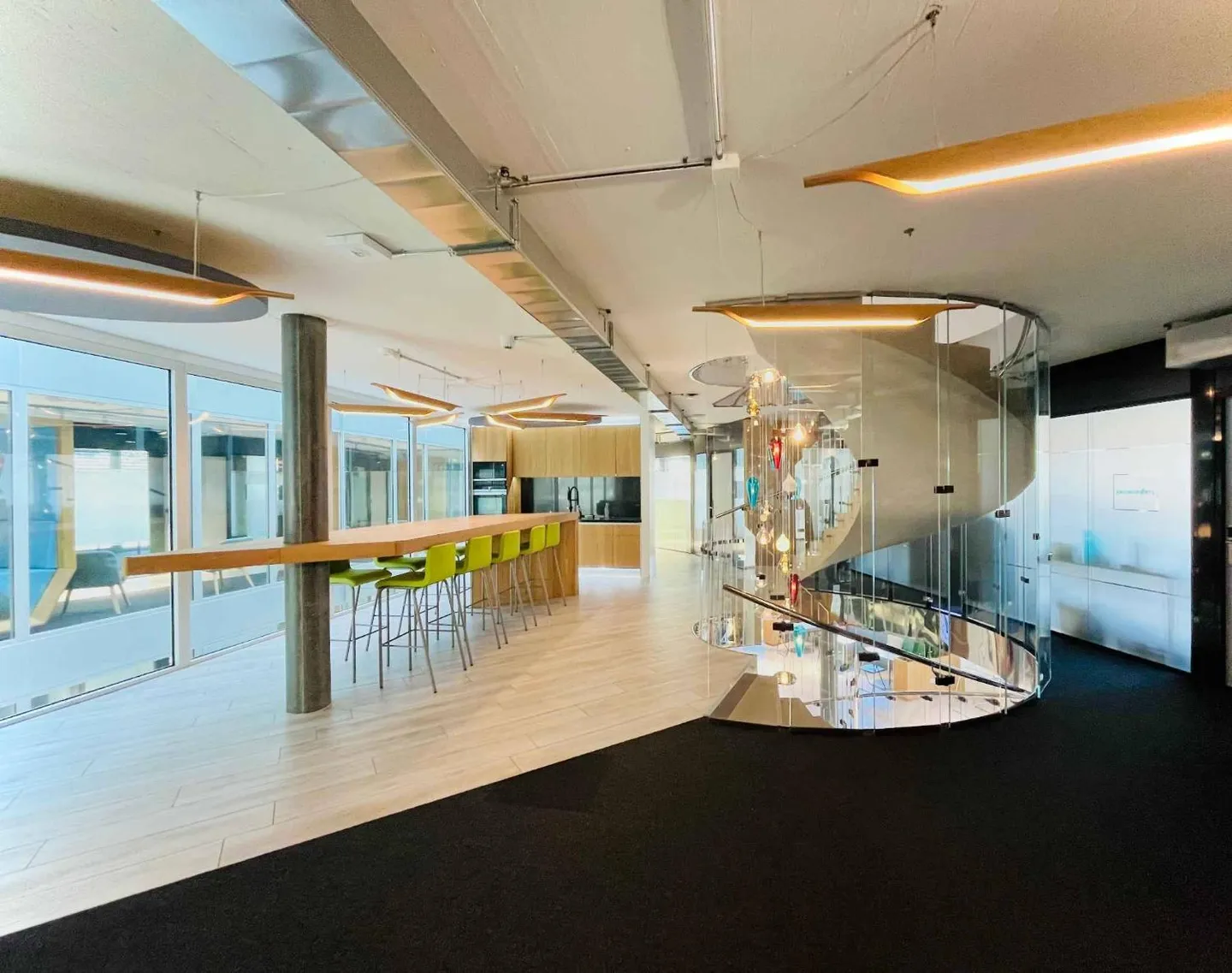 Bureaux PLUG & PLAY, à partir de 15 m2 à louer - Photo 4 sur 9