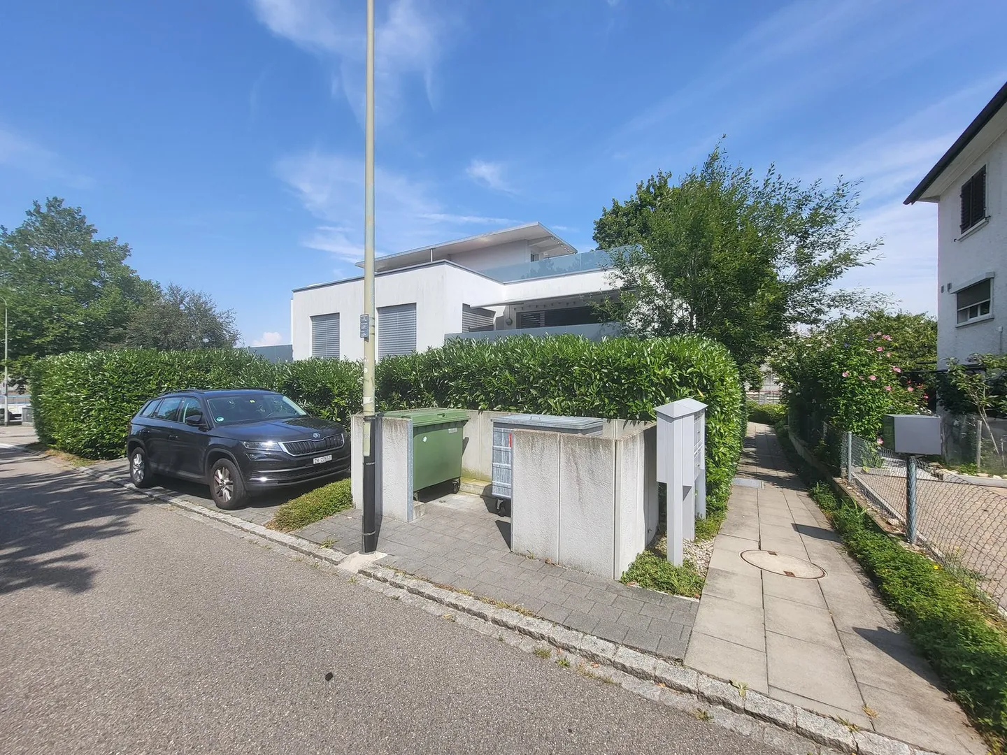 Einstellplatz in Bassersdorf - Foto 2 von 3