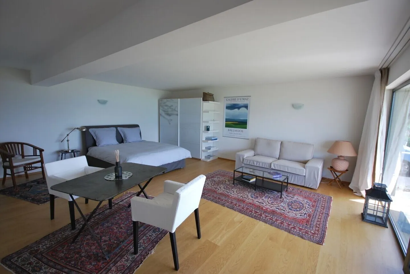 Superb furnished studio in an architect's villa, with stunning views - Photo 5 of 7