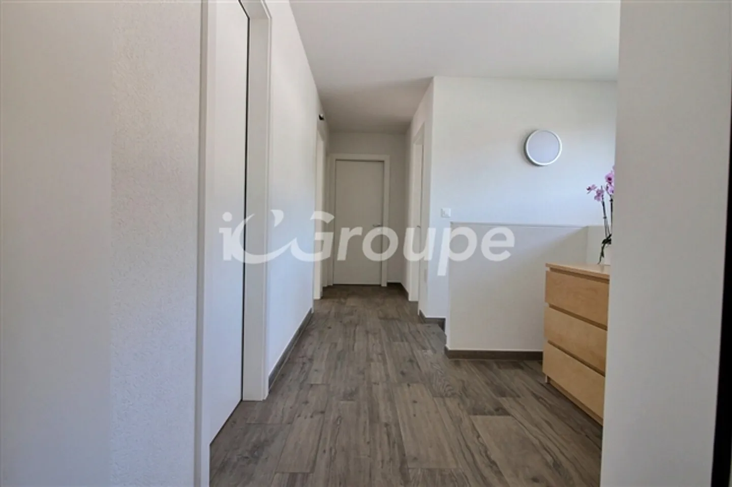 Outstanding Detached Villa with High-Quality Finishes - Photo 5 of 16