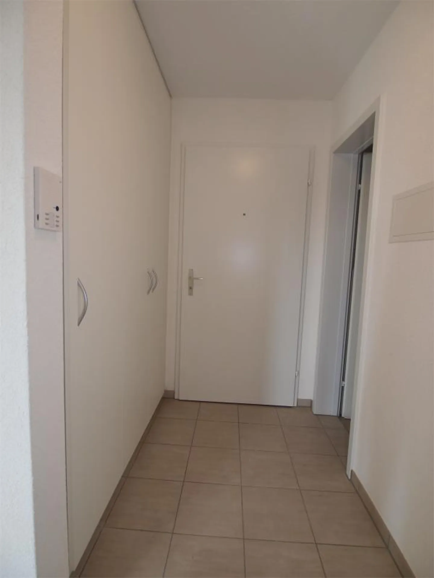 Ampio appartamento 2.5 locali - Foto 4 di 17