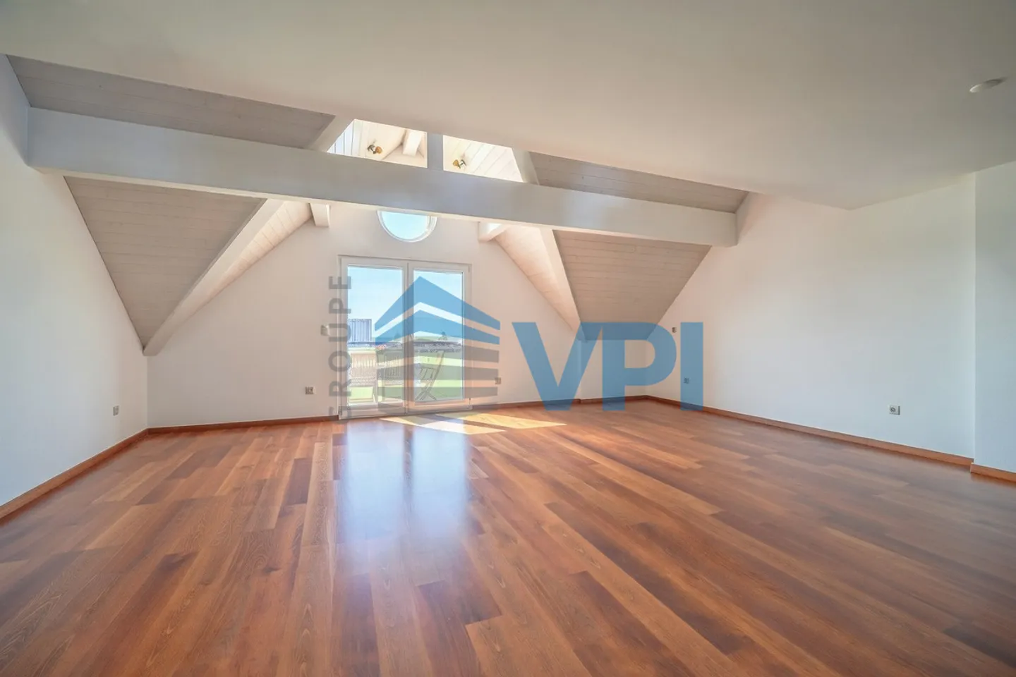 Appartamento Duplex di Lusso a Petit-Eysins - Foto 2 di 8