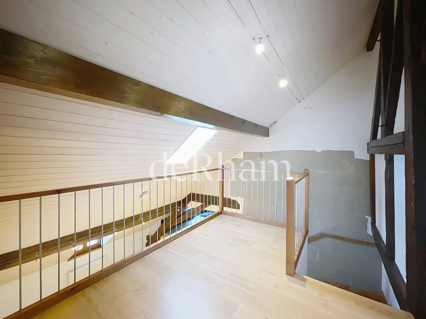 Charming 4.5-room duplex apartment with garden! - Photo 6 of 10