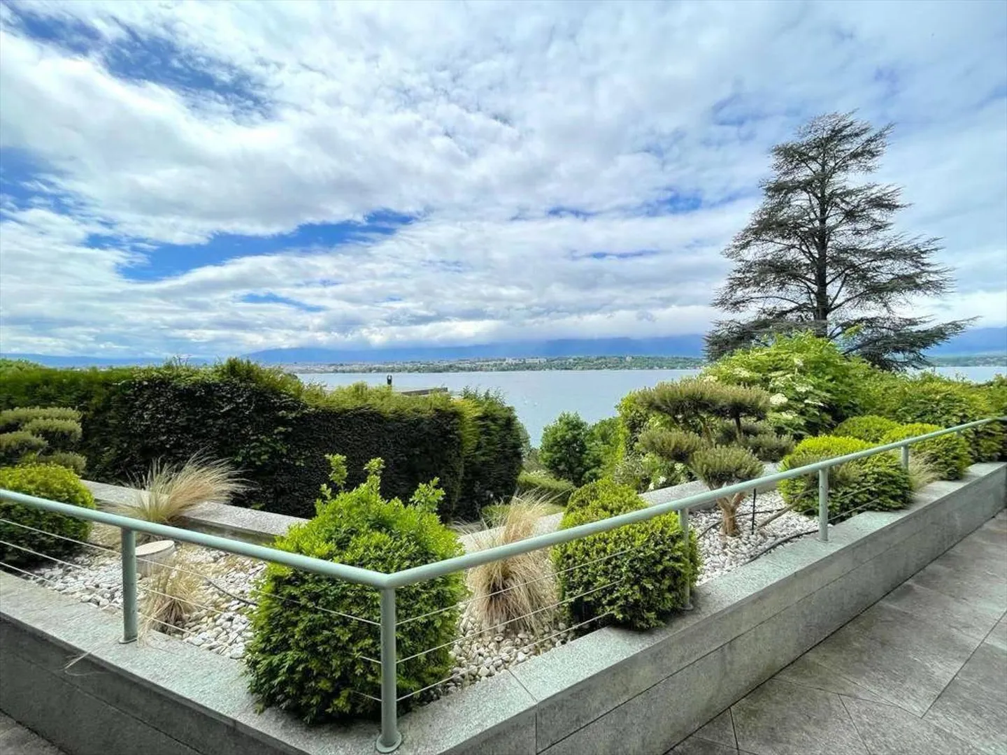 Appartement 7 pièces à Cologny - Photo 2 sur 3