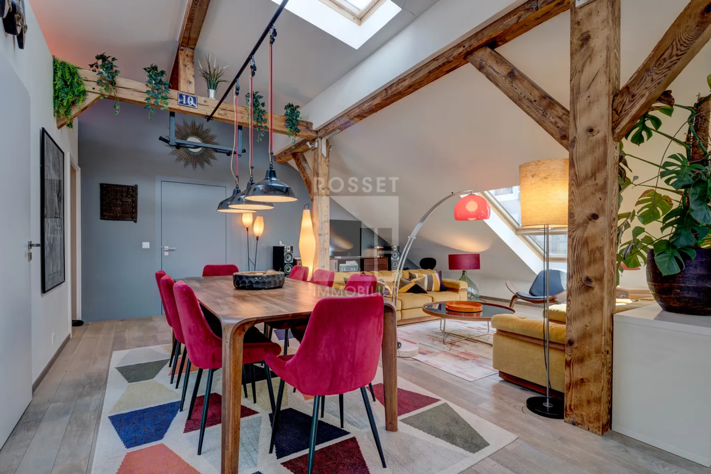 Charming Apartment in Pâquis - Photo 4 of 19