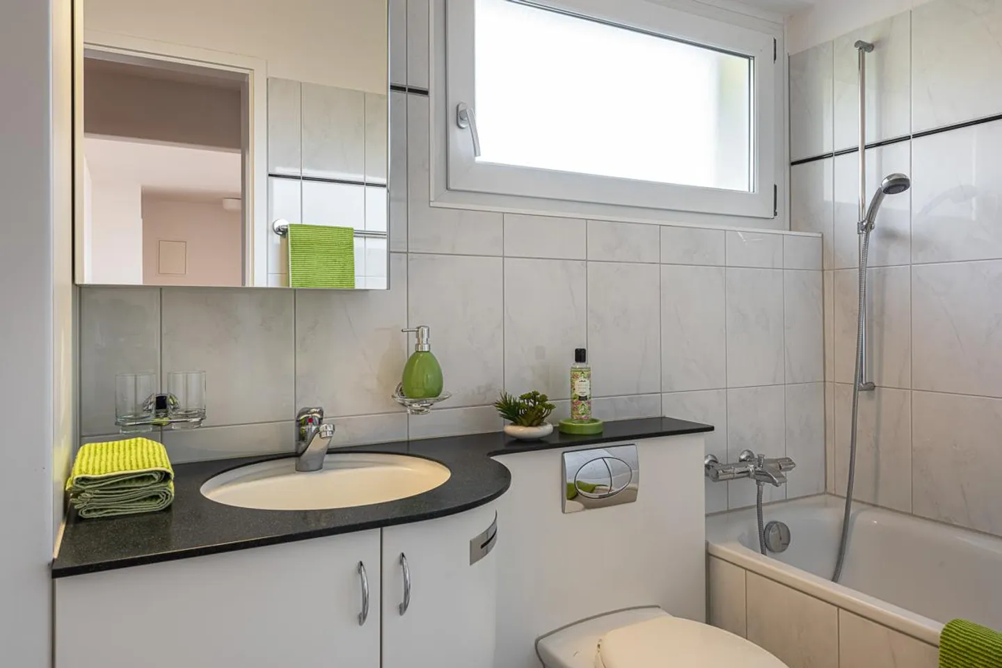 Beautiful 4.5 room apartment with a view - Photo 6 of 10