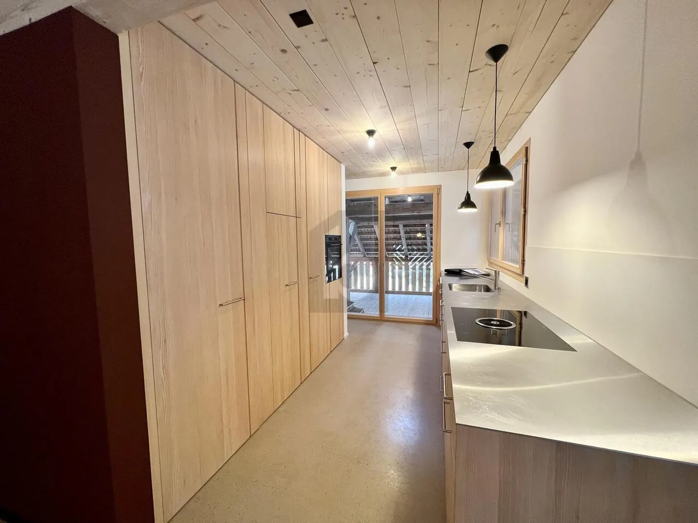 Geräumige Maisonette mit Balkonen - Foto 5 von 6