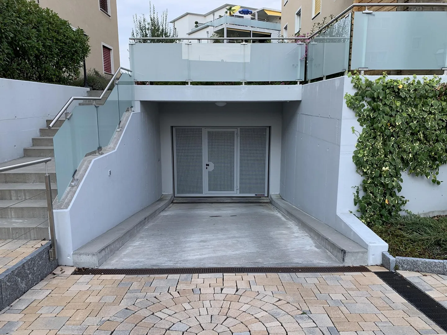 Posto auto in affitto - Foto 2 di 2