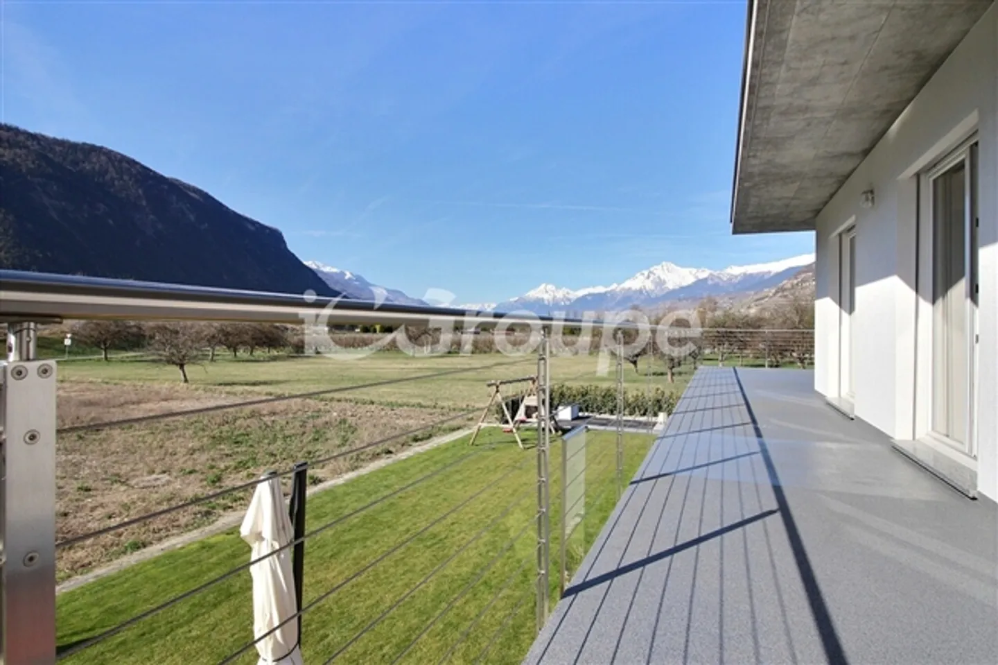 Outstanding Detached Villa with High-Quality Finishes - Photo 14 of 16