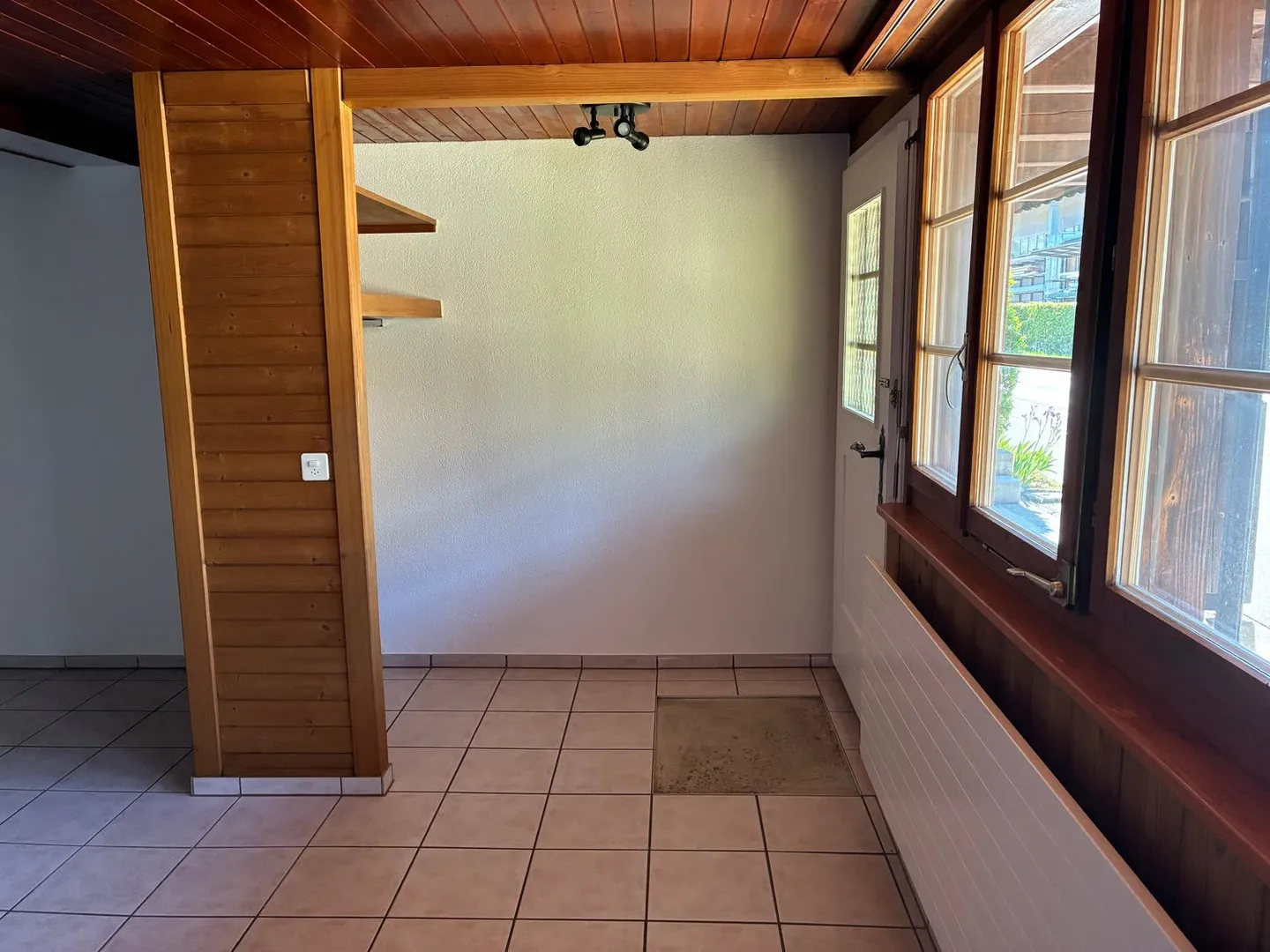 Cozy Studio in Ramsei - Available Immediately - Photo 4 of 6
