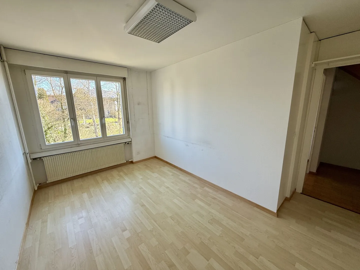 Family-Friendly Row House - Photo 5 of 16