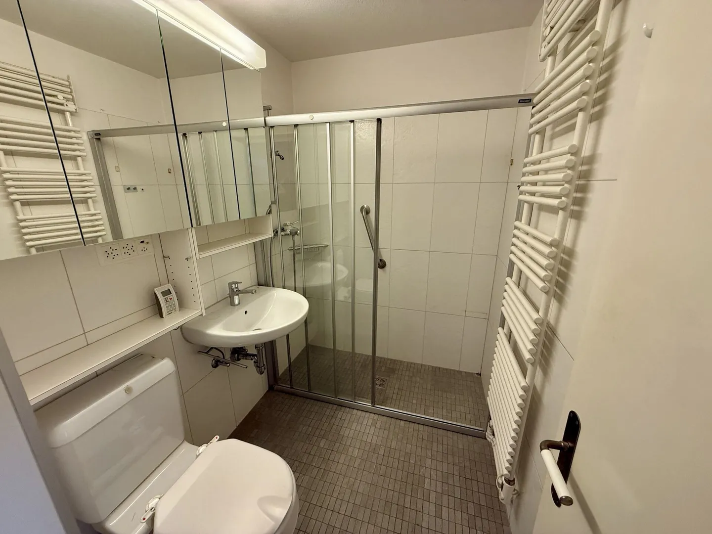 Family-Friendly Row House - Photo 6 of 16