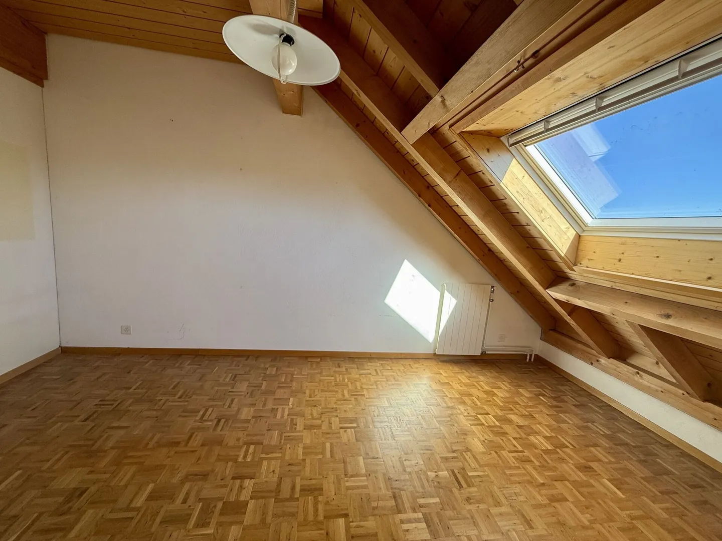 Family-Friendly Row House - Photo 7 of 16