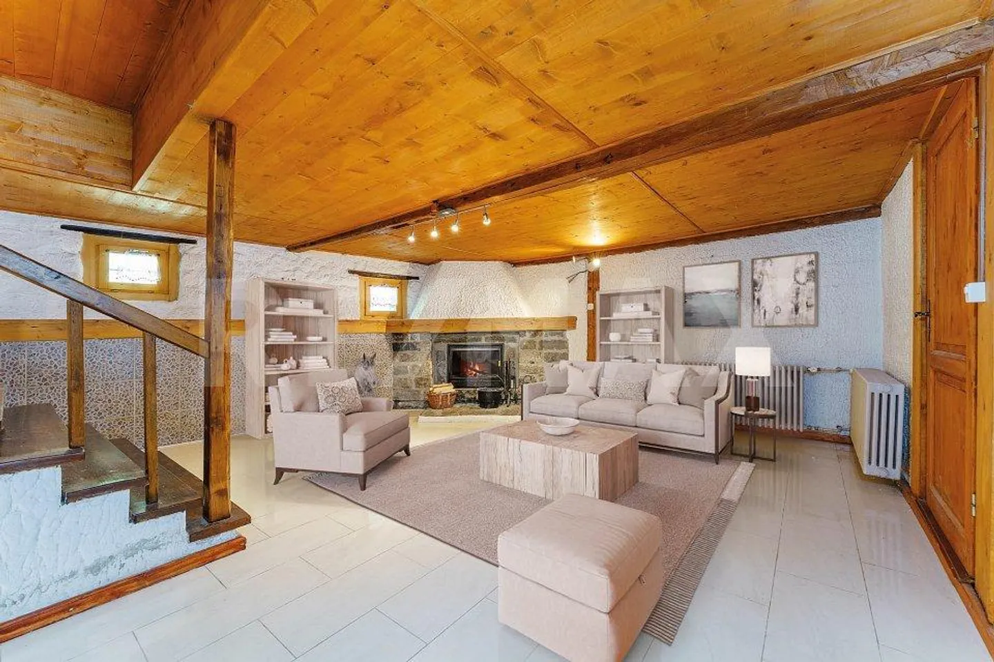 Haus mit zwei Wohnungen - Foto 2 von 10