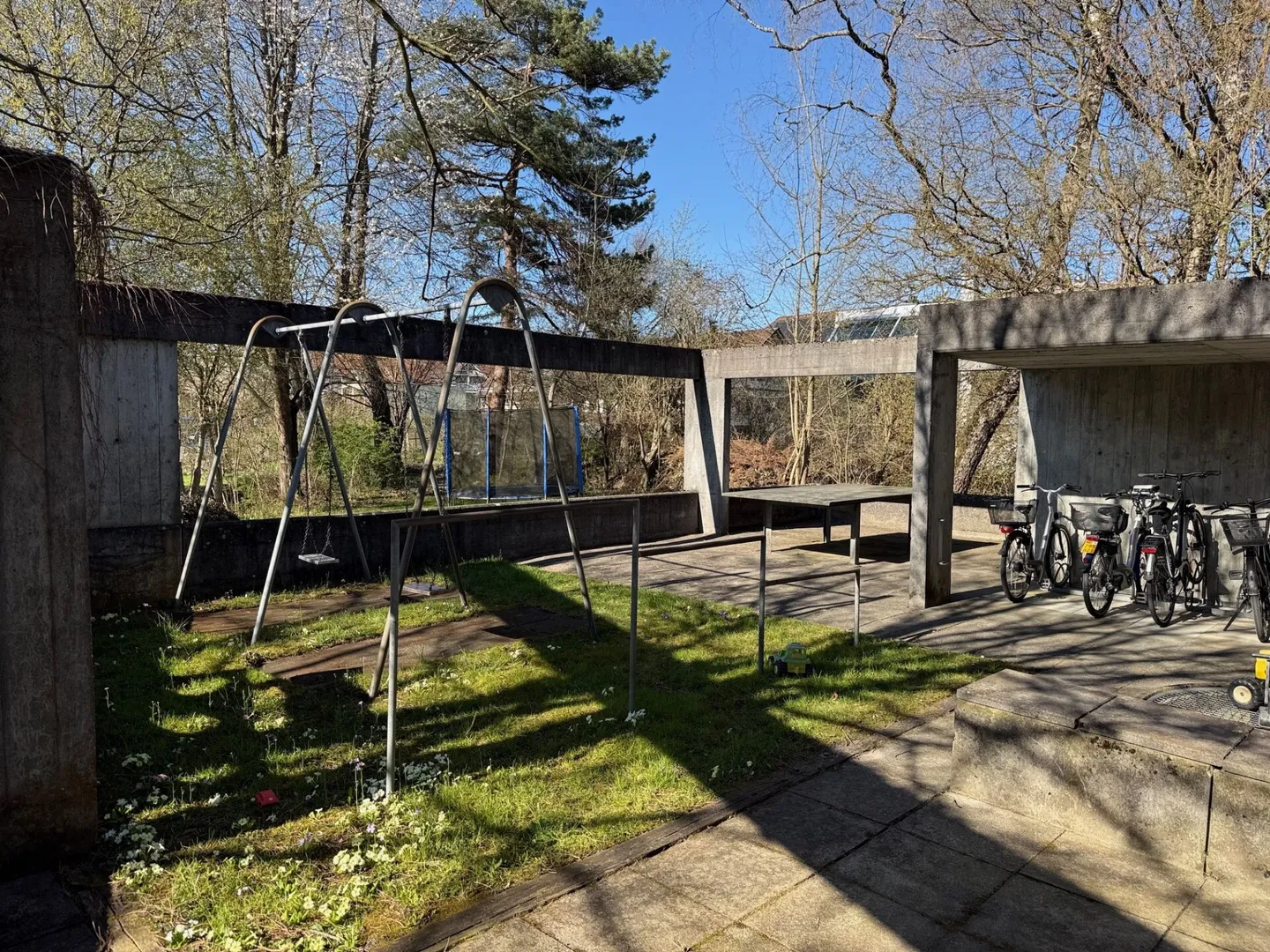 Family-Friendly Row House - Photo 16 of 16