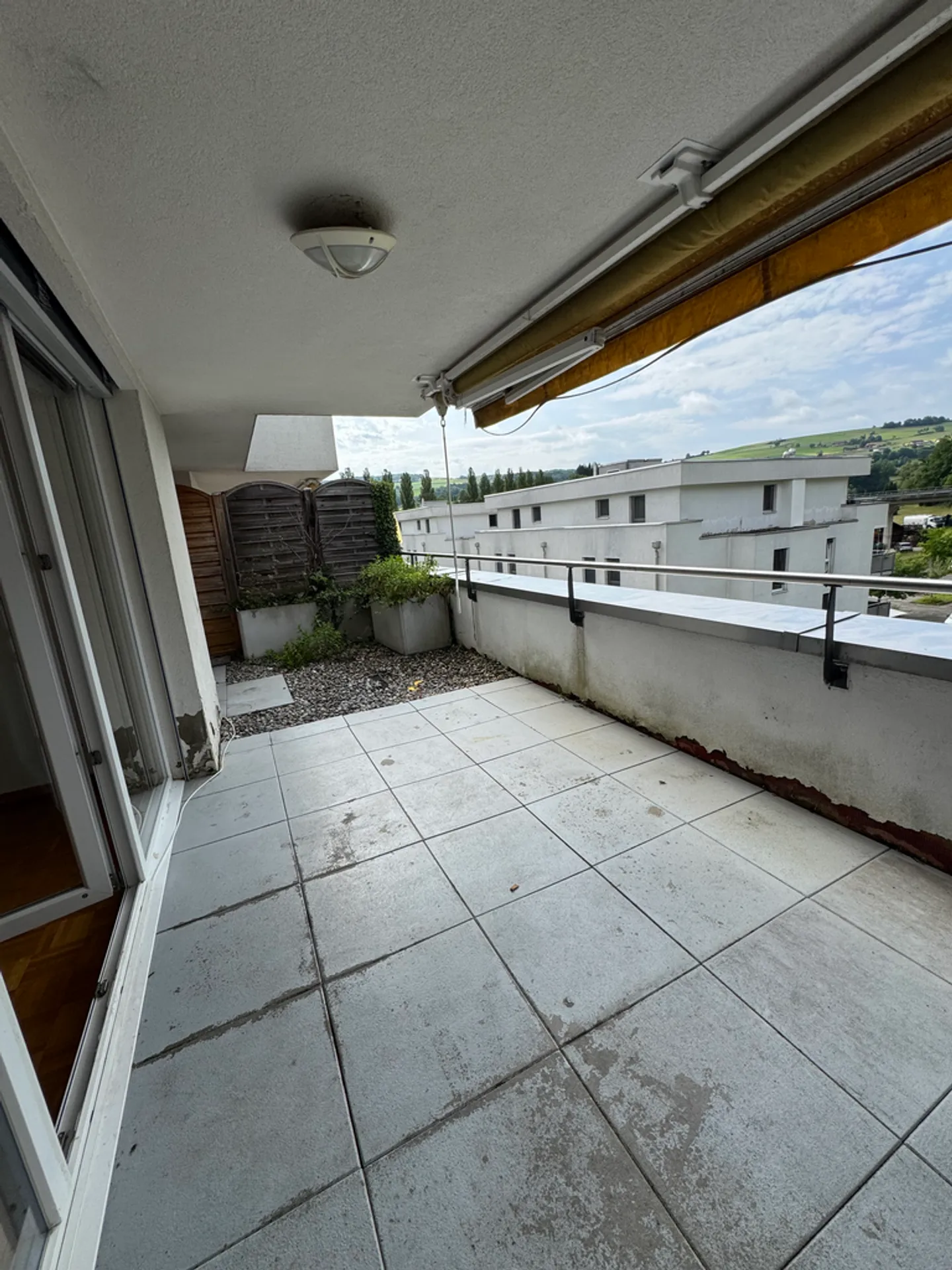 Beautiful apartment in a quiet neighborhood - Photo 5 of 5