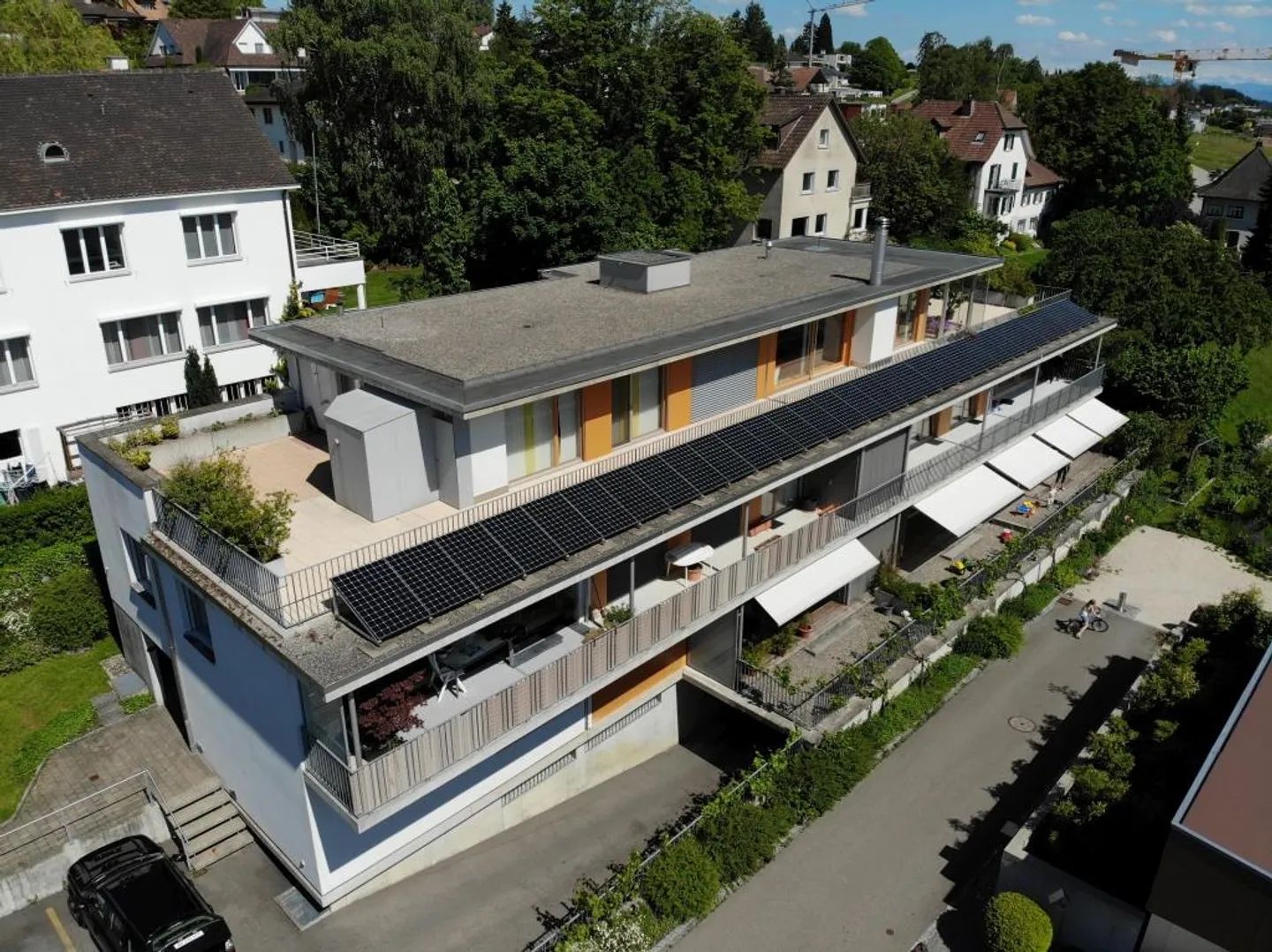 Appartamento 2,5 locali con terrazza solare di 25 m2 e lavatrice/asciugatrice - Foto 1 di 5