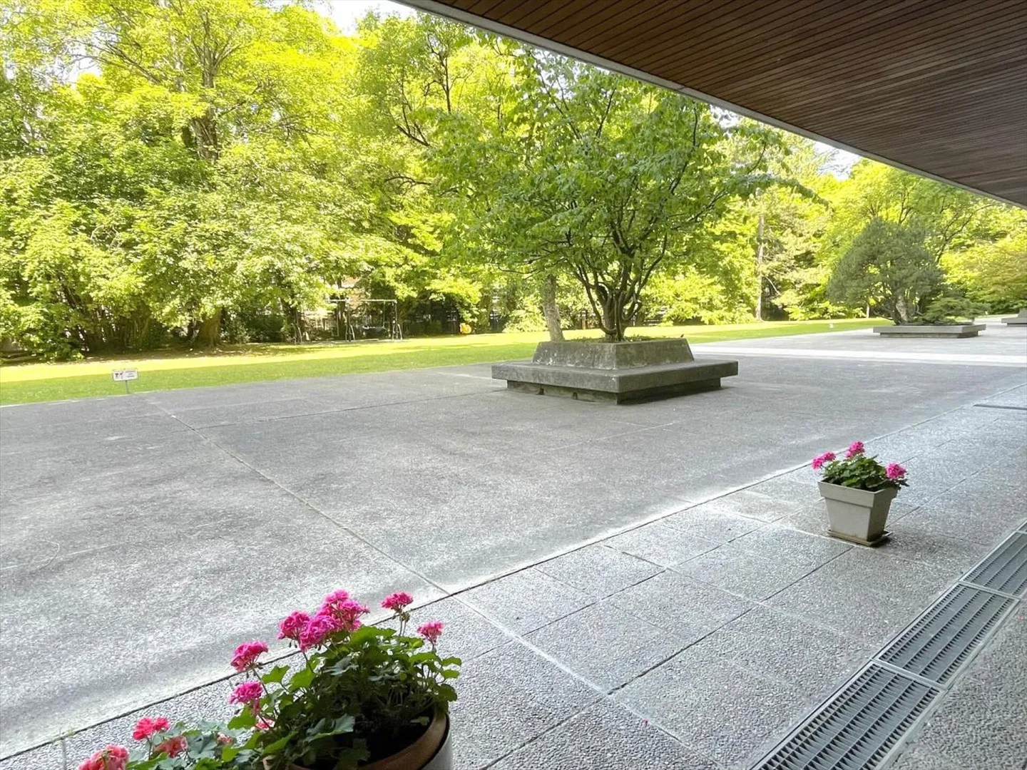 8-room penthouse in Geneva - Photo 12 of 12