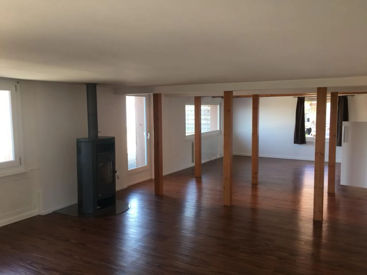 Charming 4.5-room apartment with terrace in Märstetten - Photo 7 of 12
