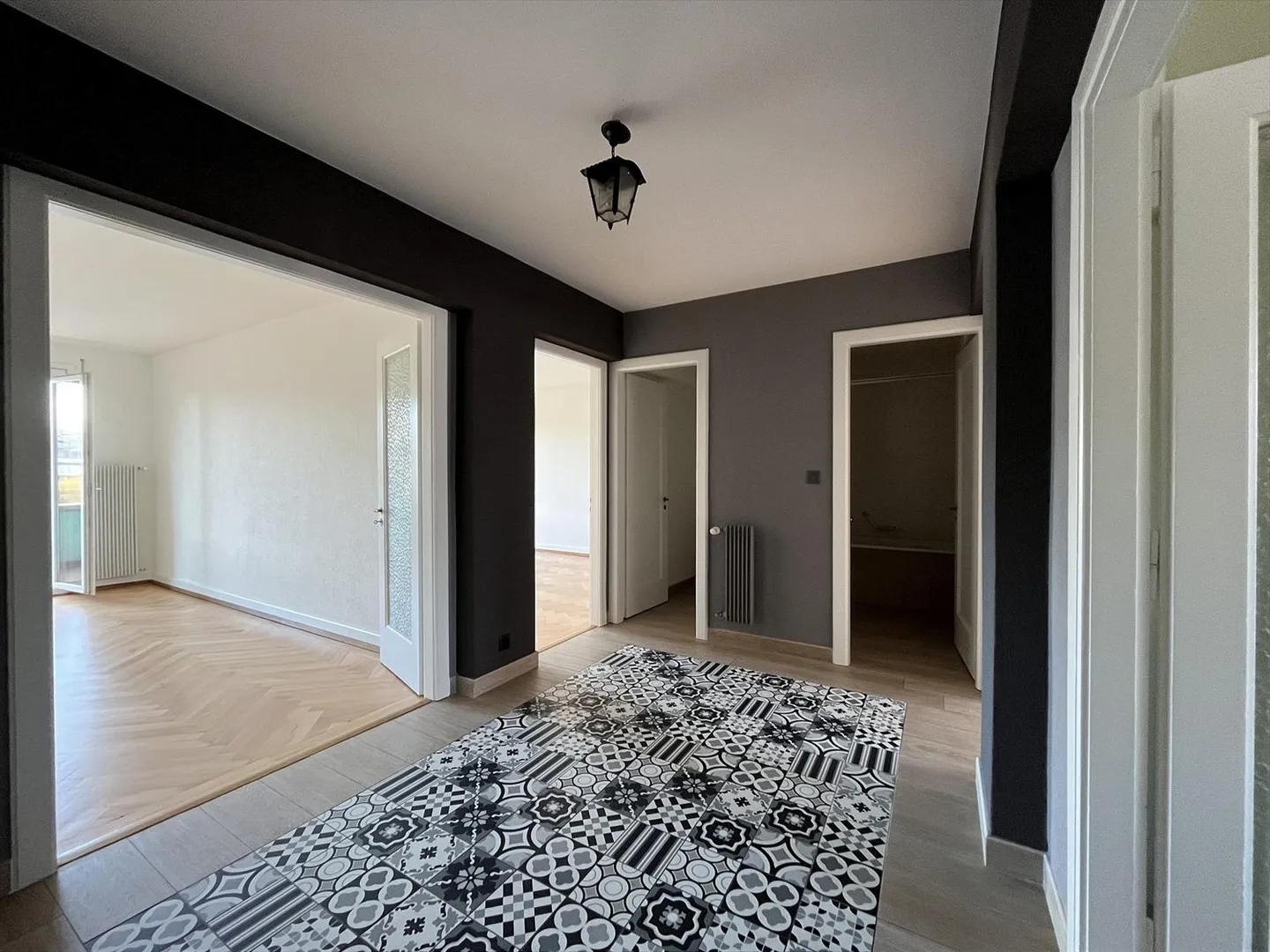 02724 - Appart. 3 Räume - RUE FRANCOIS-GUILLIMANN 16 - FRIBOURG - Foto 1 von 9