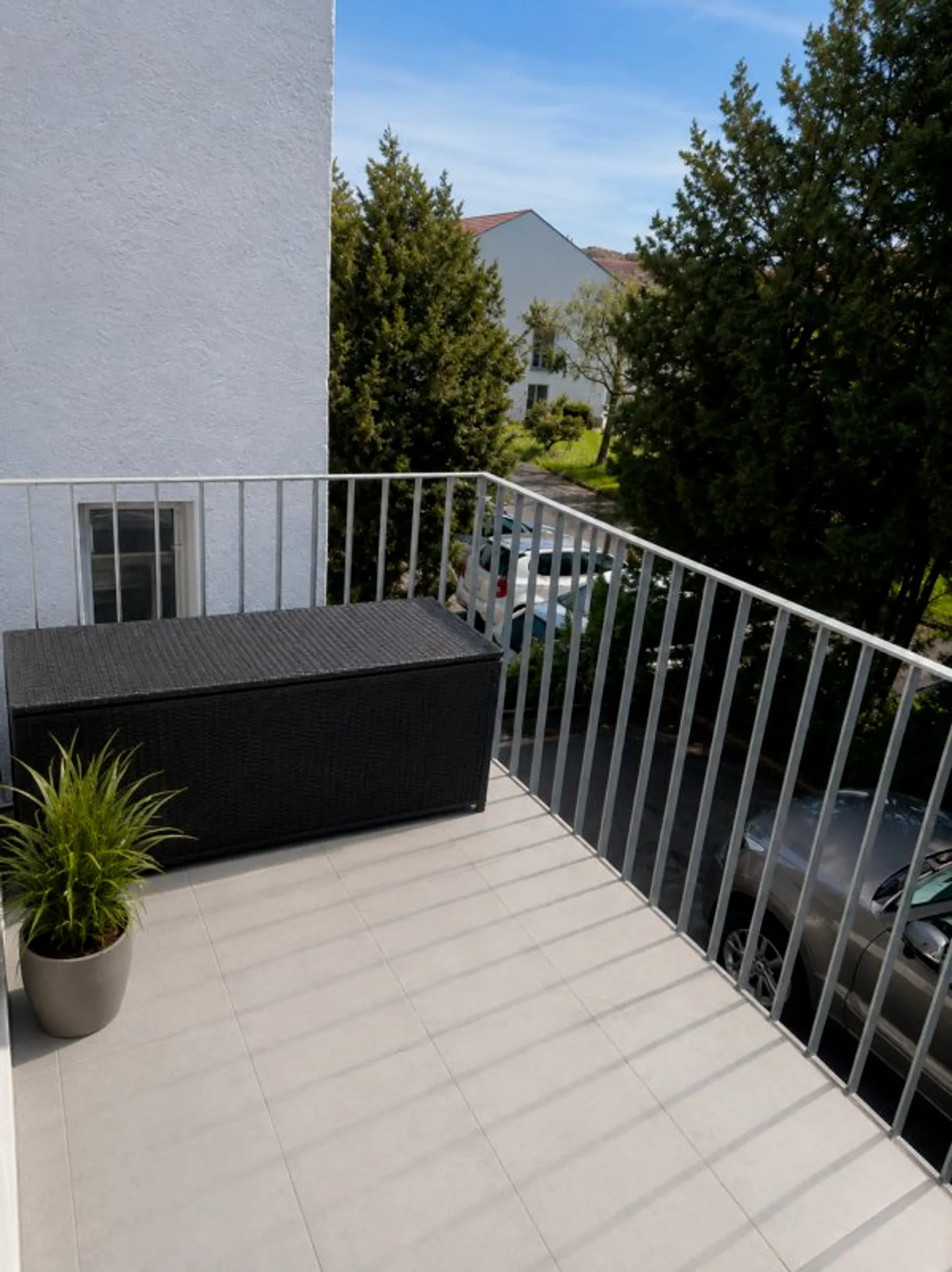 Charming Top-Floor Maisonette - Photo 4 of 21