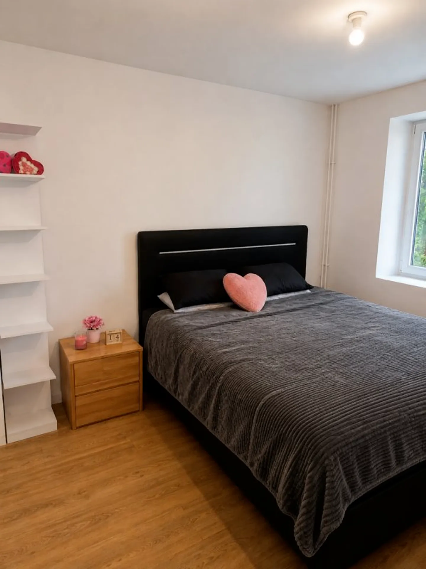 Charming Top-Floor Maisonette - Photo 10 of 21