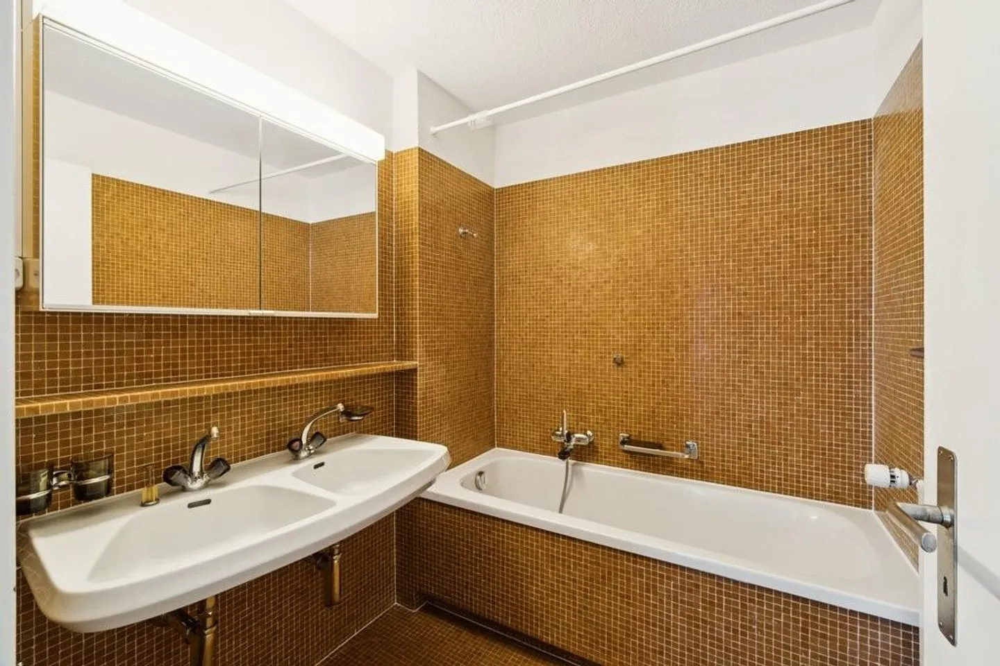 Charming apartment for rent in Witikon - Photo 5 of 9
